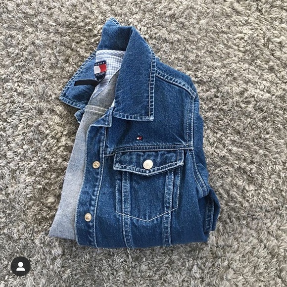 GIRLIE BUNDLE 💞 Tommy Hilfiger Jean Jacket - Picture 5 of 6